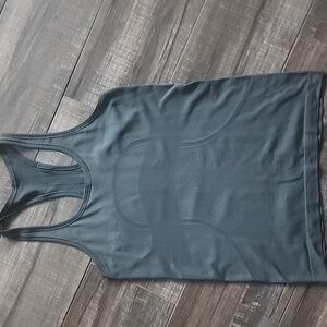 Lululemon Swiftly Women's 8 Seafoam Green Tank Top Racerback Athletic Workout